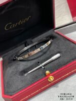 LOVE bracelet, medium model, 4 diamonds - 图片 14