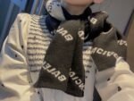 Balenciaga Blanket Scarf in black wool and cashmere - 图片 10
