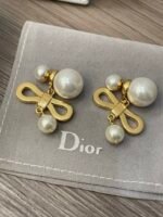 mental Pearl and bow earrings - 图片 12