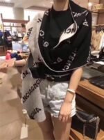 Balenciaga Blanket Scarf in black wool and cashmere - 图片 16