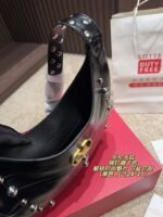 Valentino Studded Shoulder Bag - 图片 2