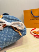 LV Denim Backpack. - 图片 9